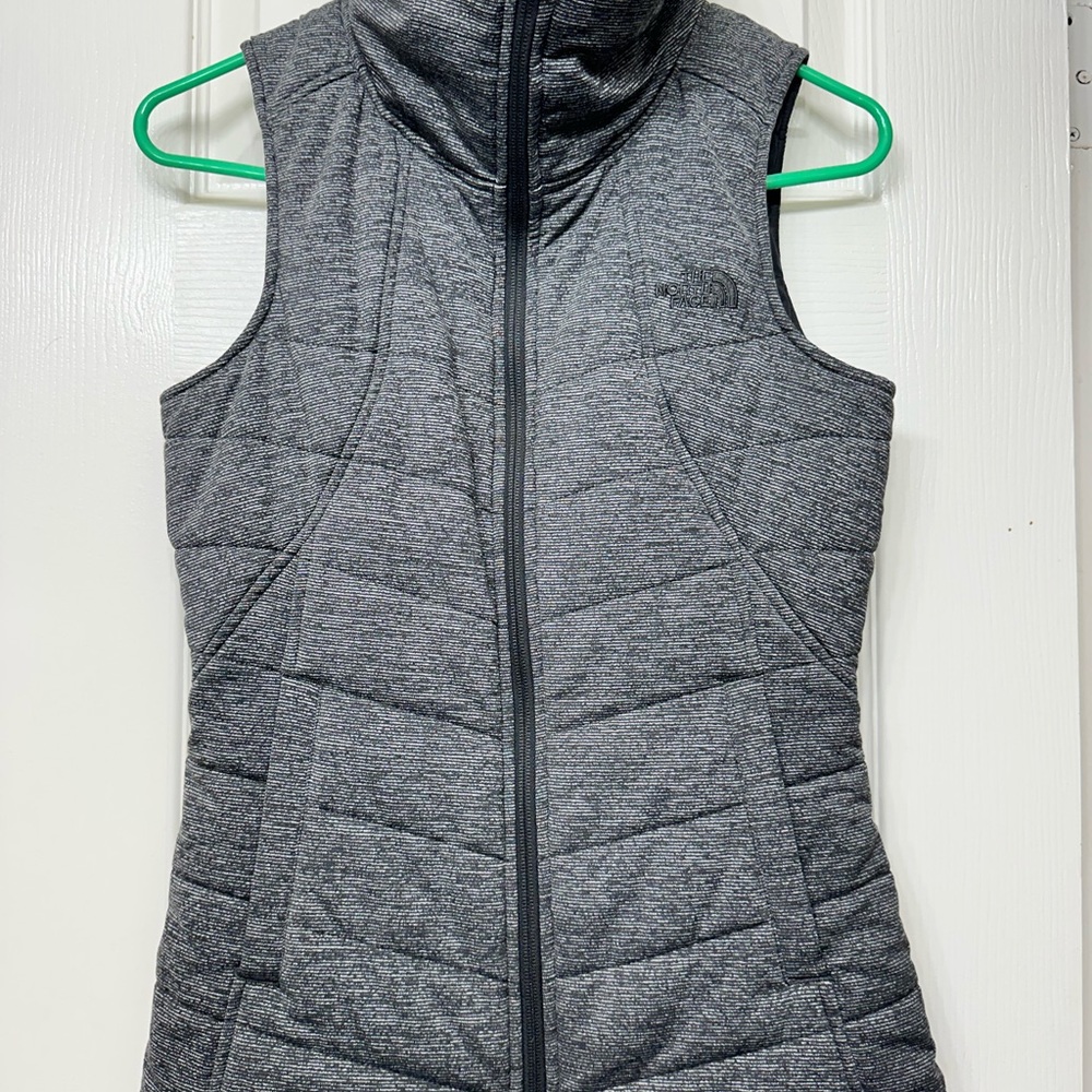 The North Face Women's Heather Gray Quilted Vest